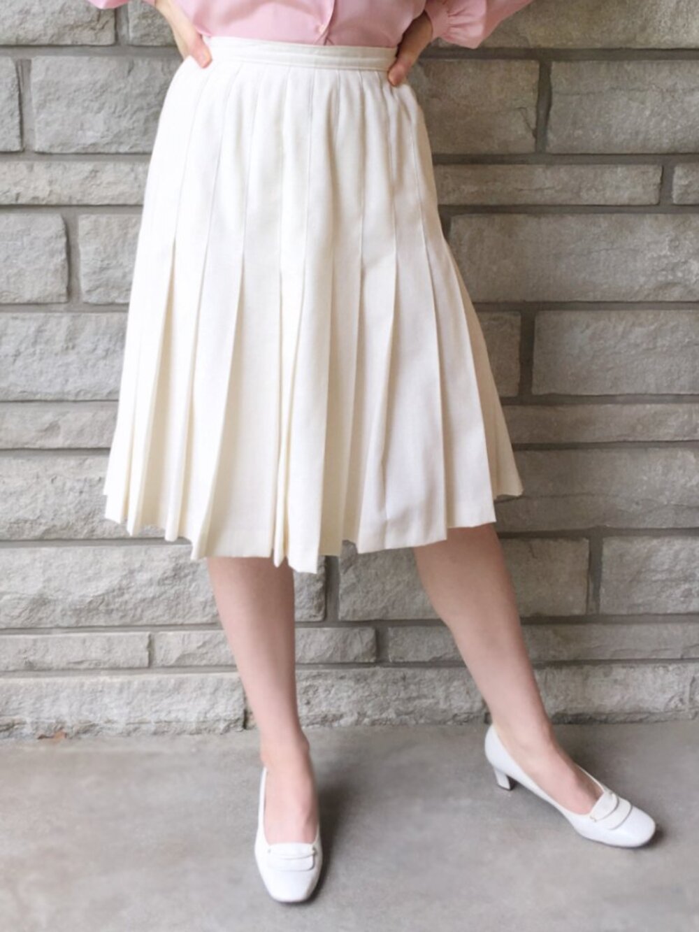 Off-White Vintage Pleated Midi Skirt
